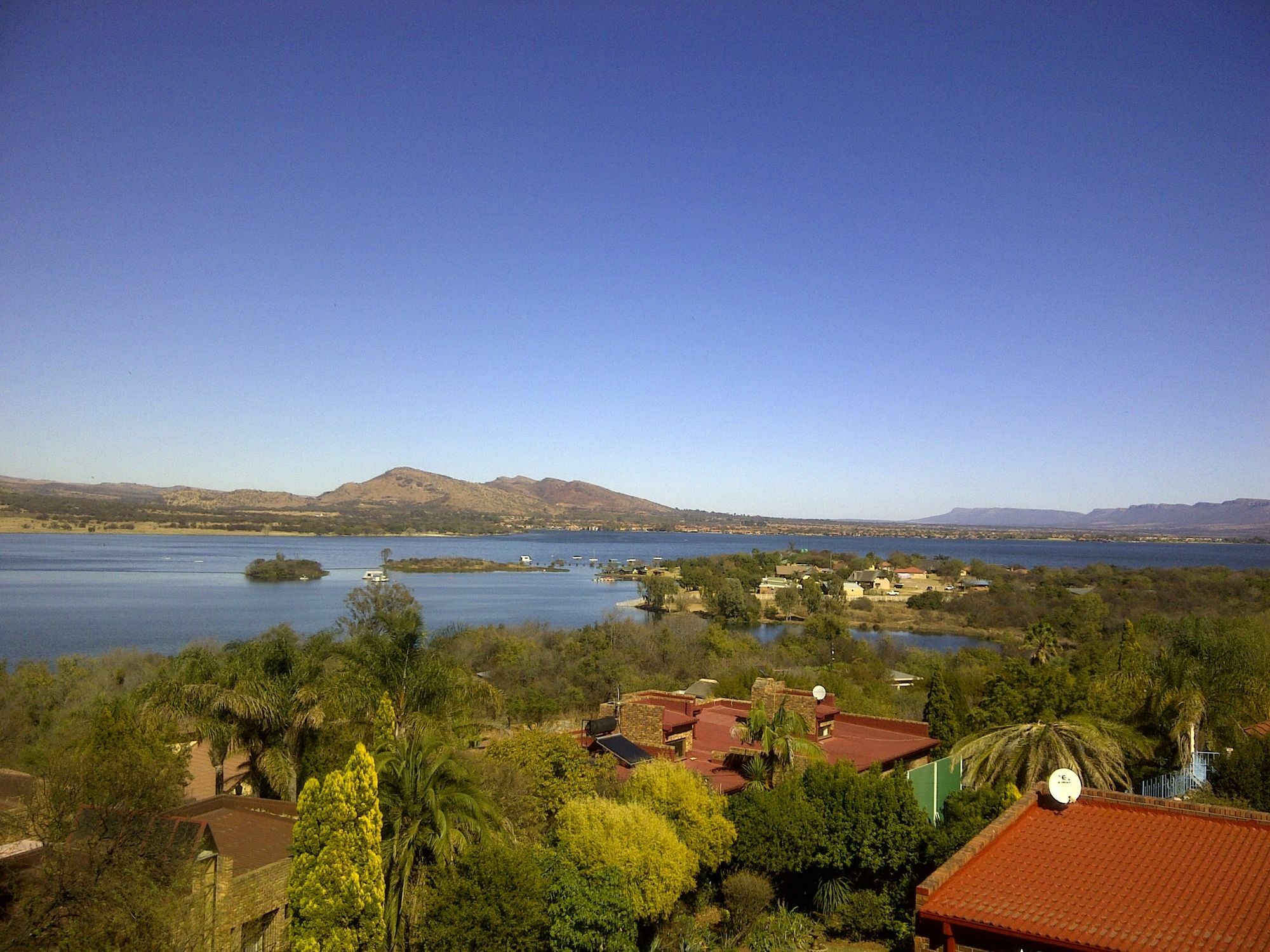 Chateau La Mer Exclusive Guesthouse & Spa Hartbeespoort Eksteriør billede