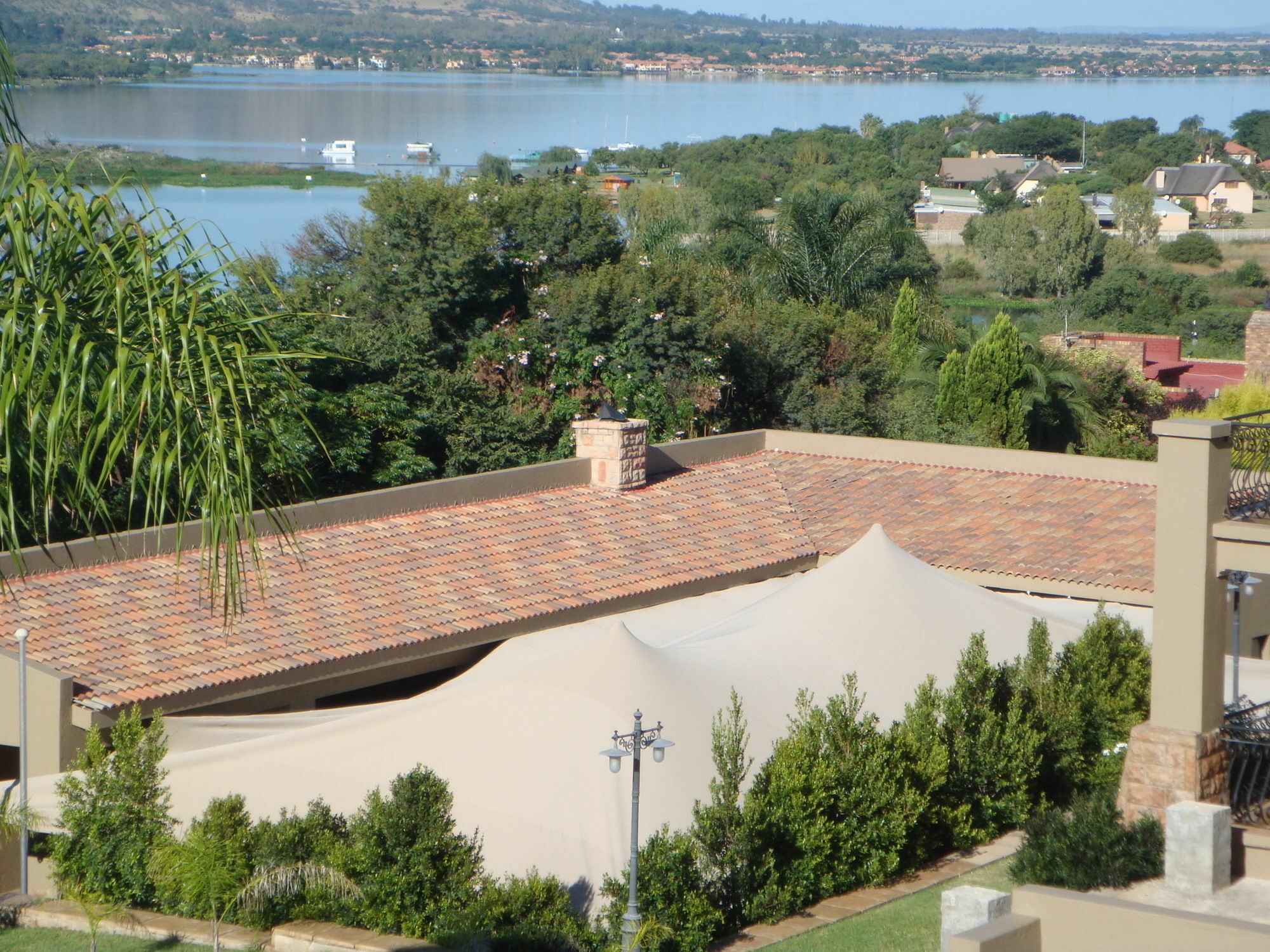 Chateau La Mer Exclusive Guesthouse & Spa Hartbeespoort Eksteriør billede